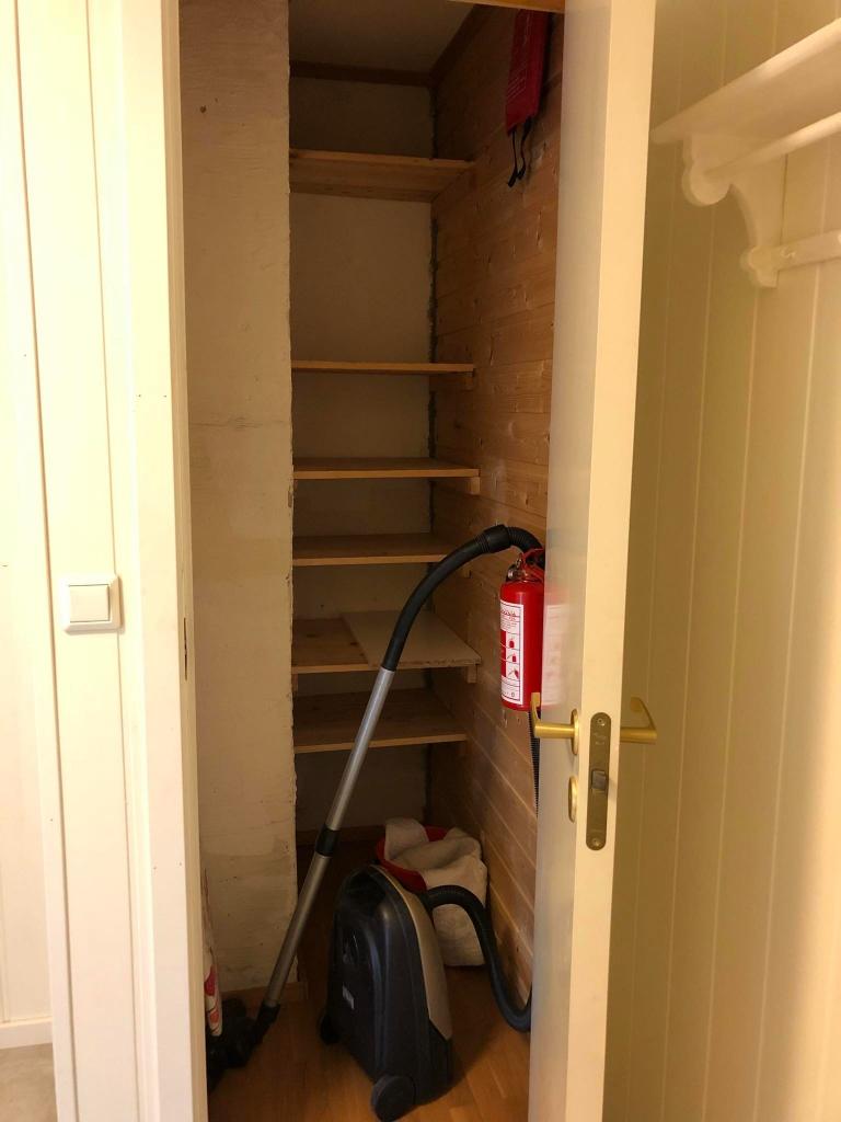 Liten bod i tilknytning til kjøkkenet